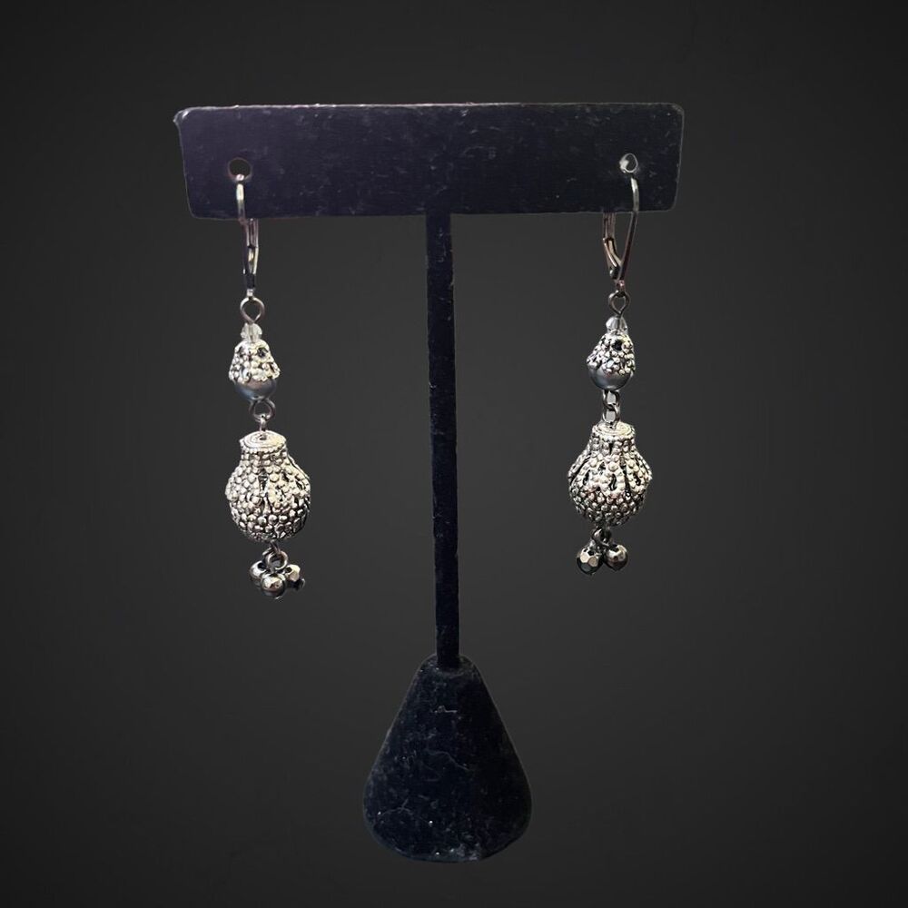 Beautiful Silver Dangle Victorian / Bohemian Earrings
